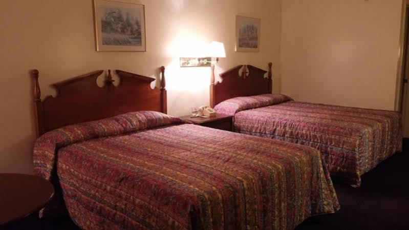 Old Bardstown Inn Extérieur photo